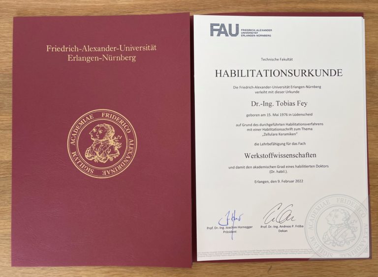 Dr.-Ing. Tobias Fey receives habilitation certificate